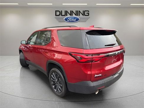 Used 2023 Chevrolet Traverse RS image 2