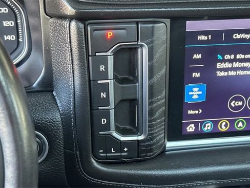 Used 2021 GMC Yukon XL Denali w/ Denali Premium Package image 22