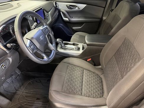 Used 2020 Chevrolet Blazer LT image 11