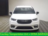 New 2025 Chrysler Pacifica Select image 2
