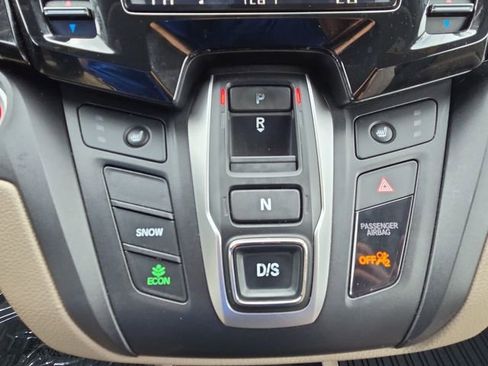 Used 2018 Honda Odyssey EX image 22
