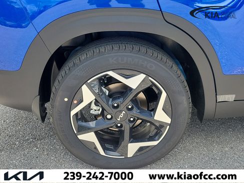New 2026 Kia Seltos S FWD image 9