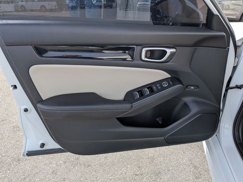 Used 2024 Honda Civic Touring image 15