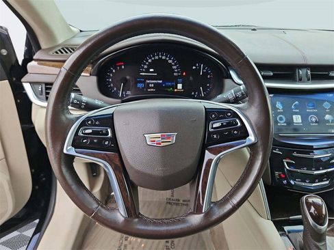 Used 2016 Cadillac XTS Luxury image 14