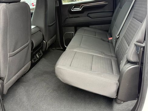 Used 2023 Chevrolet Silverado 1500 LT image 19