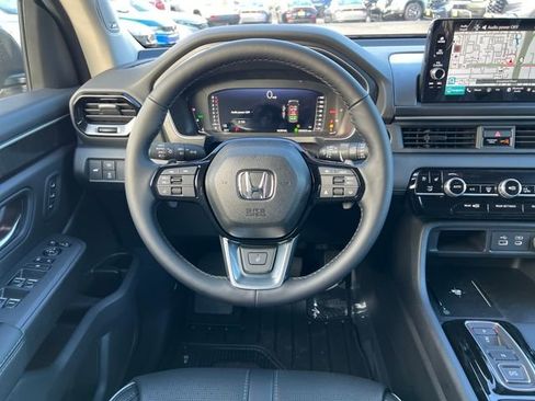 New 2025 Honda Pilot Elite image 18