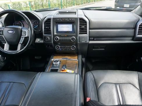 Certified 2019 Ford Expedition Max Platinum RWD image 6