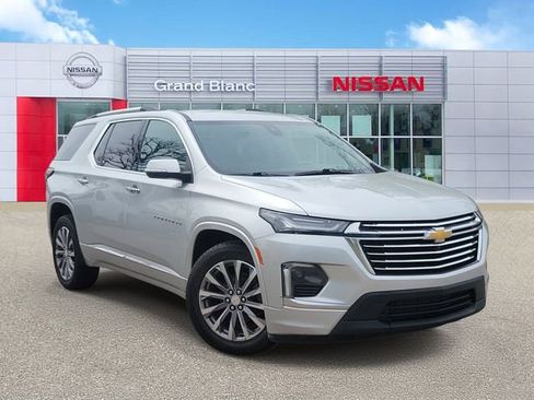 Used 2022 Chevrolet Traverse Premier AWD/4WD image 1