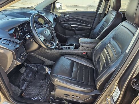 Used 2019 Ford Escape SEL image 24