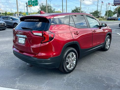 Used 2023 GMC Terrain SLE FWD image 5