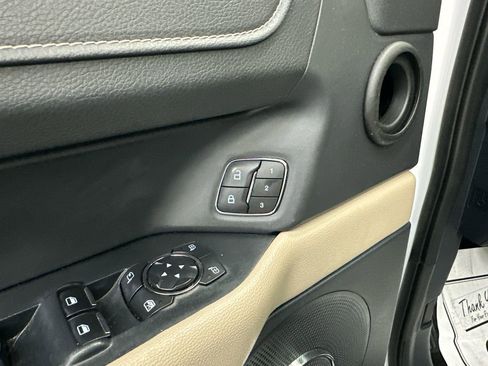 Used 2022 Ford Expedition Max Limited AWD/4WD image 12