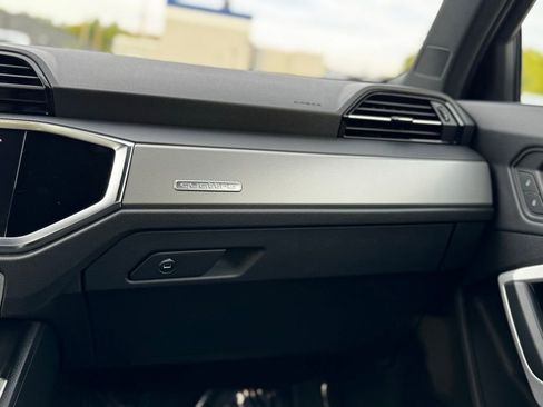 Used 2023 Audi Q3 2.0T Premium image 23