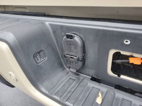 Used 2022 Chevrolet Colorado Z71 image 11