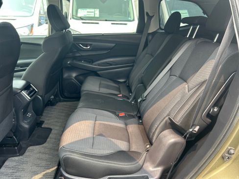 Used 2023 Subaru Ascent Premium w/ Convenience Package AWD/4WD image 10