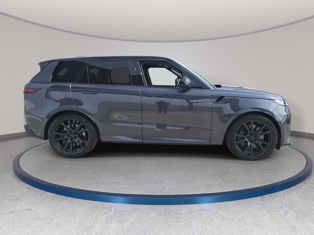 New 2026 Land Rover Range Rover Sport SV AWD/4WD image 4
