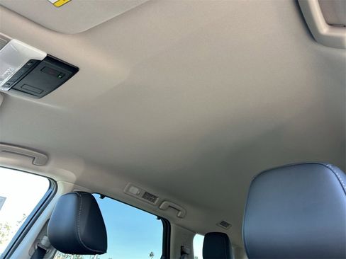 New 2025 Nissan Pathfinder SL image 20