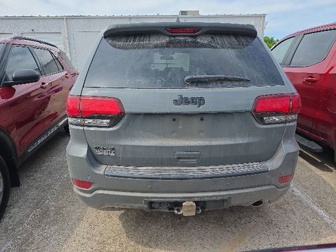 Used 2021 Jeep Grand Cherokee Laredo X AWD/4WD image 4