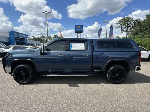 Used 2025 Chevrolet Silverado 2500 LTZ w/ LTZ Premium Package AWD/4WD image 13