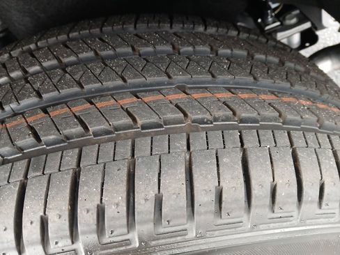 New 2025 Jeep Grand Cherokee L Limited w/ Luxury Tech Group II image 16