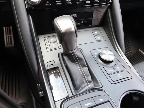 Used 2024 Lexus IS 500 RWD image 42