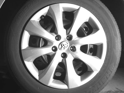 Used 2025 Toyota Corolla LE FWD image 14