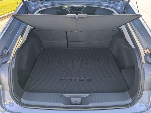 New 2026 Toyota Prius Plug-In Hybrid FWD image 14