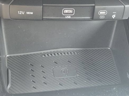 Used 2026 Kia Niro Wind w/ Wind Preserve Package FWD image 32