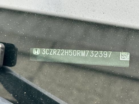 Used 2024 Honda HR-V Sport image 2