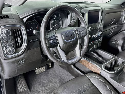 Used 2020 GMC Sierra 1500 Denali w/ Denali Ultimate Package AWD/4WD image 9