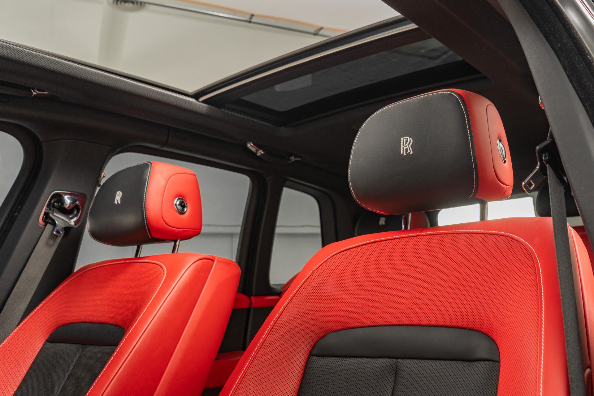 Used 2020 Rolls-Royce Cullinan AWD/4WD image 18