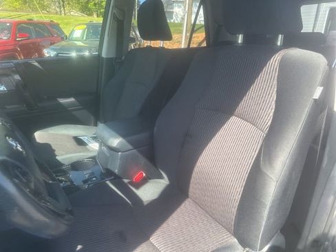 Used 2024 Toyota 4Runner TRD Off-Road AWD/4WD image 6