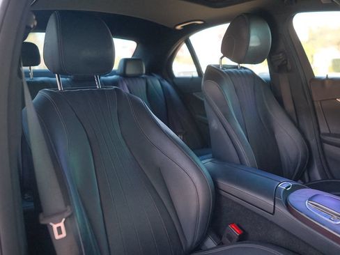 Used 2021 Mercedes-Benz E 350 Sedan image 31