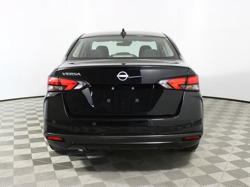 Used 2025 Nissan Versa SV FWD image 36