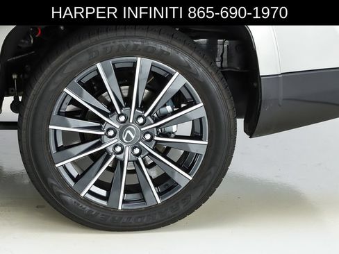 Used 2024 Lexus GX 550 w/ Accessory Package (2T) AWD/4WD image 46