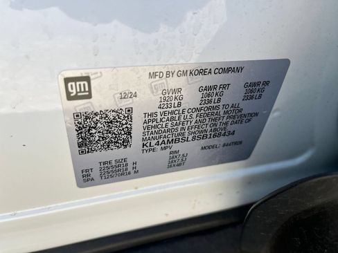 Used 2025 Buick Encore GX Preferred FWD image 23