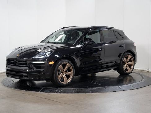 Used 2024 Porsche Macan S image 1
