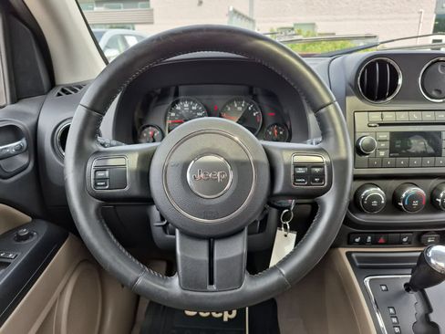 Used 2011 Jeep Compass Latitude w/ Sun/Sound Group AWD/4WD image 24