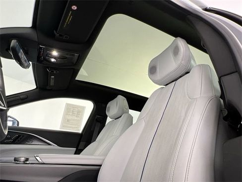 Used 2023 Cadillac Lyriq 2WD image 19