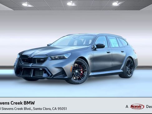 New 2026 BMW M5 Touring image 1