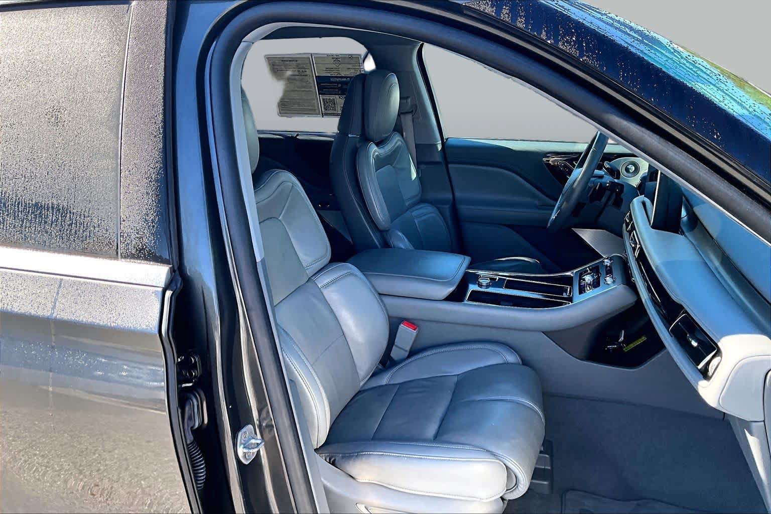 Used 2020 Lincoln Aviator Reserve w/ Equipment Group 201A AWD/4WD image 9