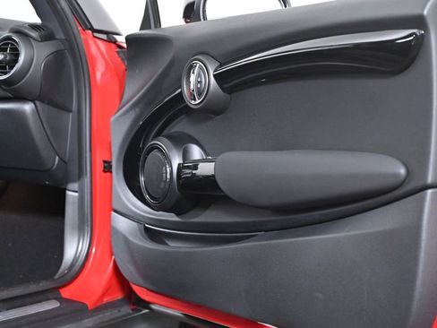 Used 2021 MINI Cooper S w/ Premium Package FWD image 30
