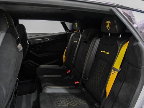 Used 2024 Lamborghini Urus Performante image 47