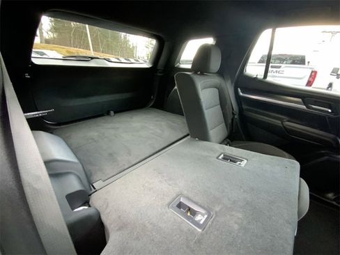 Used 2025 GMC Terrain Elevation image 30