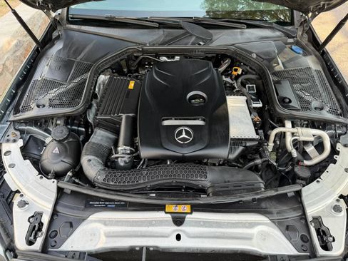 Used 2018 Mercedes-Benz C 300 4MATIC Sedan w/ Premium Package image 18