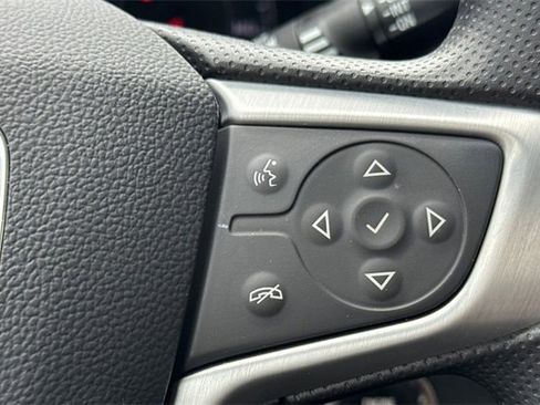 Used 2022 GMC Terrain SLE w/ Driver Convenience Package image 39