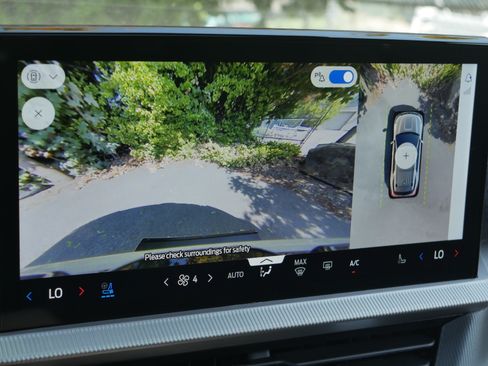 Certified 2025 Ford Explorer ST AWD/4WD image 14