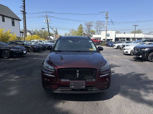 Used 2020 Lincoln Corsair AWD w/ Premium Package image 3