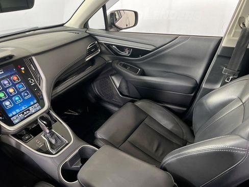 Used 2023 Subaru Outback Limited image 25
