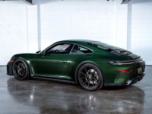 Used 2026 Porsche 911 GT3 RWD image 5