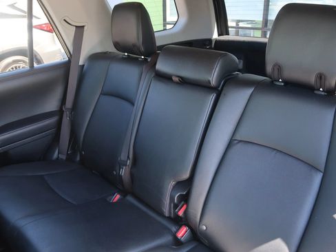 Used 2019 Toyota 4Runner TRD Off-Road Premium AWD/4WD image 21